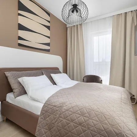 Stylowy Z Klimatyzacja I Balkonem Blisko Starego Miasta By Renters Apartment Szczecin