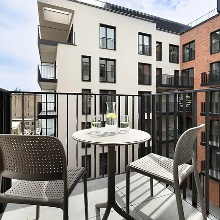 Apartment Stylowy Z Klimatyzacja I Balkonem Blisko Starego Miasta By Renters *
