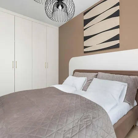 Stylowy Z Klimatyzacja I Balkonem Blisko Starego Miasta By Renters * Szczecin