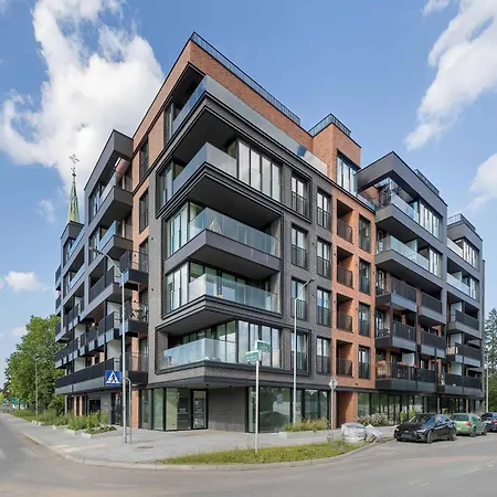 Stylowy Z Klimatyzacja I Balkonem Blisko Starego Miasta By Renters Apartment *